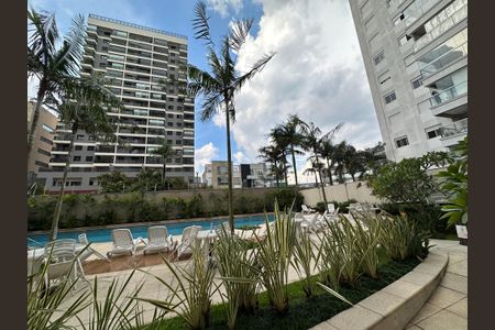 Apartamento à venda com 80m², 2 quartos e 2 vagasÁrea comum - Piscina