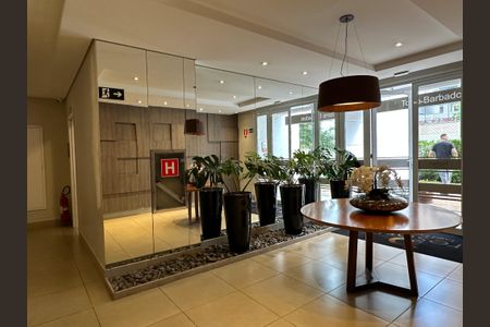 Apartamento à venda com 80m², 2 quartos e 2 vagasHall de entrada