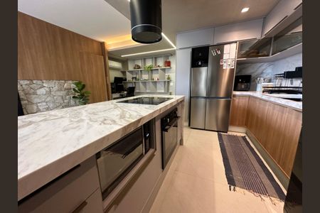 Apartamento à venda com 80m², 2 quartos e 2 vagasCozinha