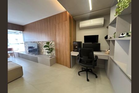 Apartamento à venda com 80m², 2 quartos e 2 vagasSala