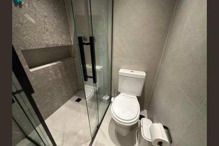 Apartamento à venda com 80m², 2 quartos e 2 vagasBanheiro da Suíte 1