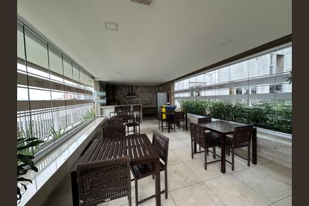 Apartamento à venda com 80m², 2 quartos e 2 vagasÁrea comum - Churrasqueira