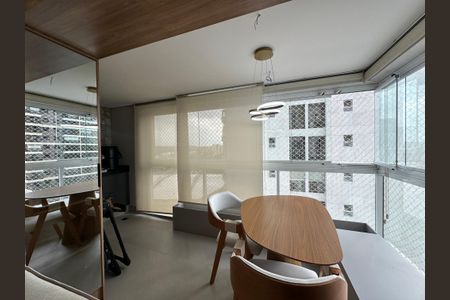 Apartamento à venda com 80m², 2 quartos e 2 vagasVaranda da Sala