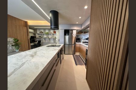 Apartamento à venda com 80m², 2 quartos e 2 vagasCozinha