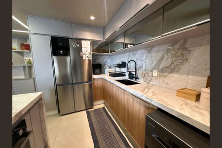 Apartamento à venda com 80m², 2 quartos e 2 vagasCozinha