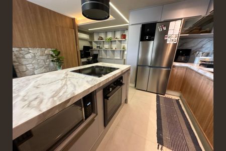 Apartamento à venda com 80m², 2 quartos e 2 vagasCozinha