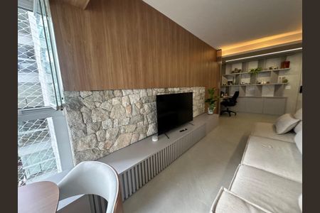 Apartamento à venda com 80m², 2 quartos e 2 vagasSala