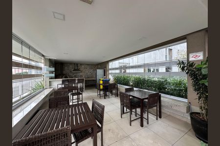 Apartamento à venda com 80m², 2 quartos e 2 vagasÁrea comum - Churrasqueira