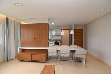 Sala de apartamento para alugar com 2 quartos, 63m² em Cristo Rei, Curitiba
