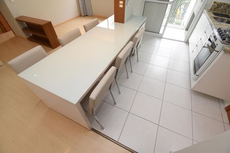 Apartamento para alugar com 63m², 2 quartos e 2 vagasCozinha