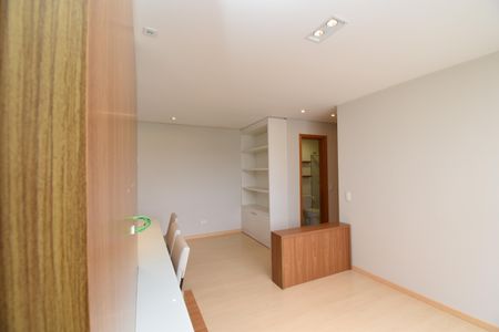 Apartamento para alugar com 63m², 2 quartos e 2 vagasSala