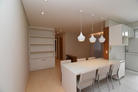 Apartamento para alugar com 63m², 2 quartos e 2 vagasSala