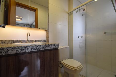 Apartamento para alugar com 63m², 2 quartos e 2 vagasBanheiro da Suíte