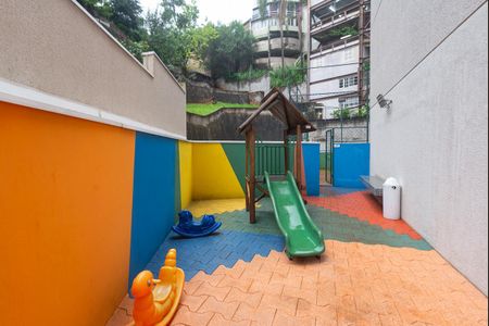Apartamento à venda com 60m², 2 quartos e 1 vagaÁrea Comum