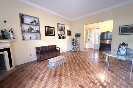 Casa para alugar com 6 quartos, 360m² em Indianópolis, São Paulo