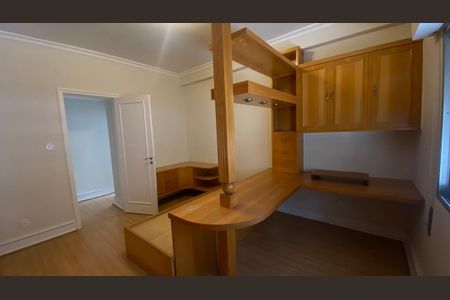 Apartamento para alugar com 3 quartos, 218m² em Higienópolis, São Paulo