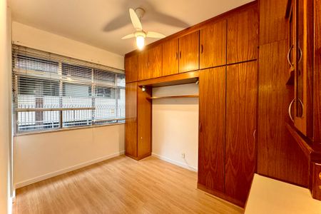 Apartamento à venda com 80m², 2 quartos e 1 vaga