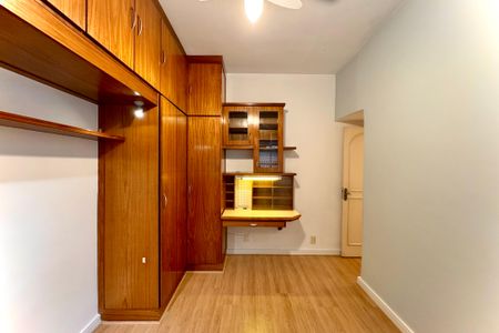 Apartamento à venda com 80m², 2 quartos e 1 vaga