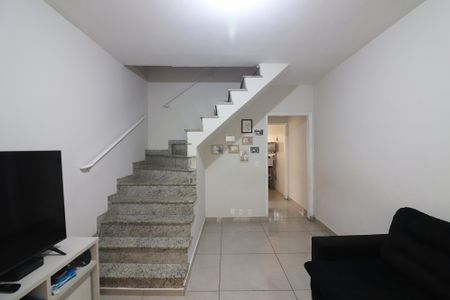 Sala  de casa para alugar com 2 quartos, 150m² em Vila Palmares, São Bernardo do Campo