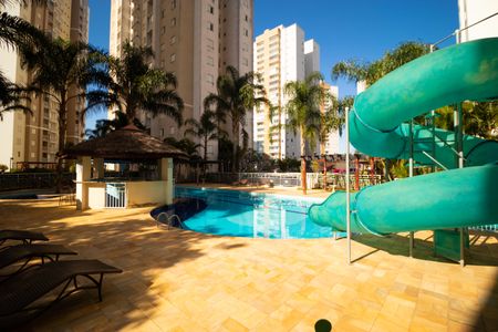 Apartamento para alugar com 77m², 2 quartos e 1 vagaÁrea comum - Piscina
