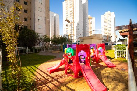 Apartamento para alugar com 77m², 2 quartos e 1 vagaÁrea comum - Playground
