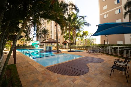 Apartamento para alugar com 77m², 2 quartos e 1 vagaÁrea comum - Piscina