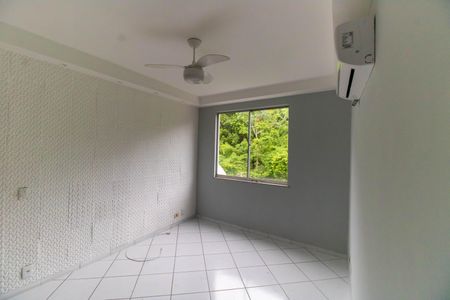Sala de apartamento para alugar com 2 quartos, 92m² em Fonseca, Niterói