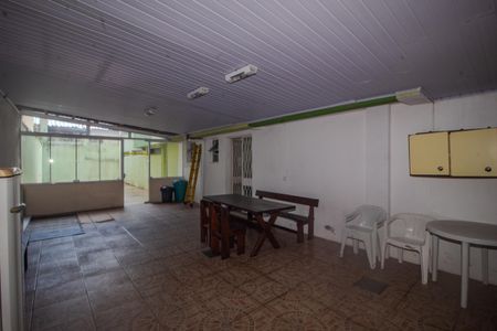 Apartamento para alugar com 100m², 3 quartos e 1 vaga Apartamento para alugar com 100m², 3 quartos e 1 vagaÁrea comum - Salão de festas
