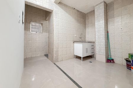 Cozinha de apartamento para alugar com 1 quarto, 26m² em Liberdade, São Paulo