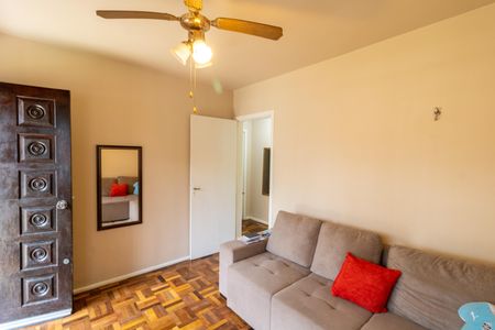 Sala de casa para alugar com 2 quartos, 93m² em Vila Nova, Porto Alegre