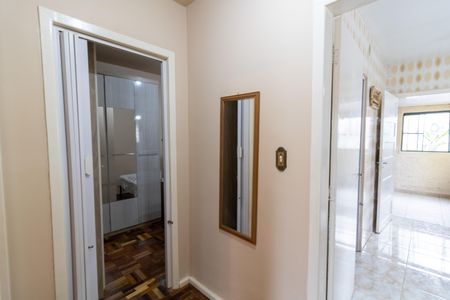Corredor de casa para alugar com 2 quartos, 93m² em Vila Nova, Porto Alegre