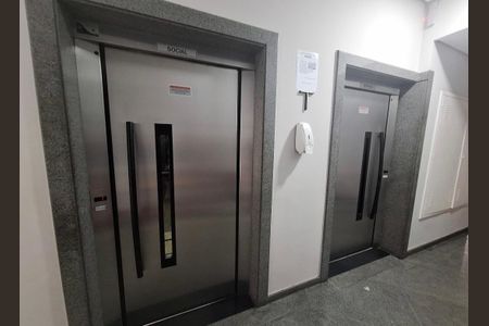 Apartamento para alugar com 68m², 2 quartos e 2 vagas