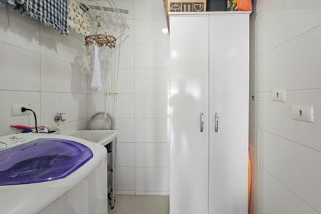 Apartamento para alugar com 80m², 2 quartos e 2 vagas Apartamento para alugar com 80m², 2 quartos e 2 vagasÁrea de serviço