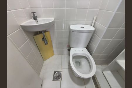 Apartamento para alugar com 157m², 2 quartos e 3 vagas Apartamento para alugar com 157m², 2 quartos e 3 vagasBanheiro Serviço