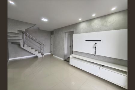 Apartamento para alugar com 157m², 2 quartos e 3 vagas Apartamento para alugar com 157m², 2 quartos e 3 vagasSala