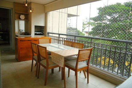 Apartamento à venda com 117m², 3 quartos e 2 vagasVaranda da Sala