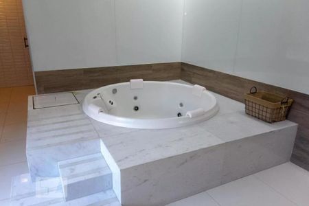 Apartamento à venda com 117m², 3 quartos e 2 vagas Apartamento à venda com 117m², 3 quartos e 2 vagasÁrea comum - SPA