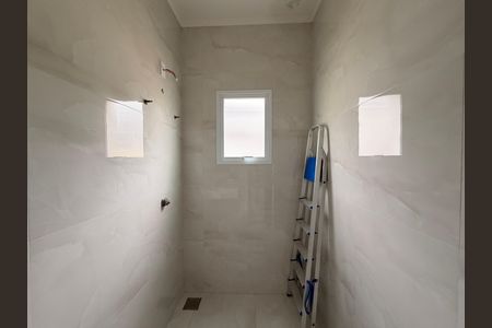 Casa de condomínio à venda com 450m², 4 quartos e 4 vagasBanheiro da Suíte 3