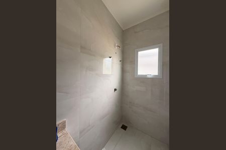 Casa de condomínio à venda com 450m², 4 quartos e 4 vagasBanheiro da Suíte 3