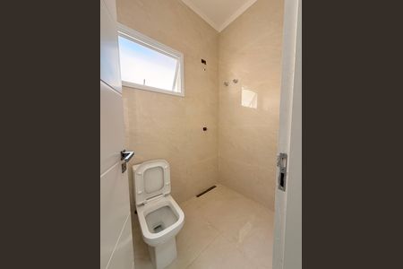 Casa de condomínio à venda com 450m², 4 quartos e 4 vagasBanheiro Social