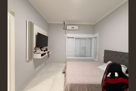 Casa de condomínio à venda com 450m², 4 quartos e 4 vagasSuíte 2