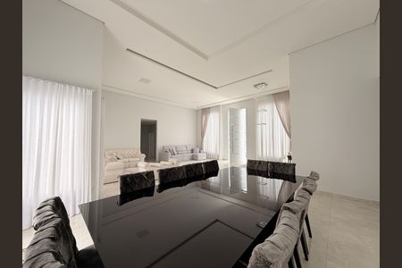 Sala de casa de condomínio à venda com 4 quartos, 450m² em Jardim Tarumã, Jundiaí