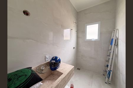 Casa de condomínio à venda com 450m², 4 quartos e 4 vagasBanheiro da Suíte 3