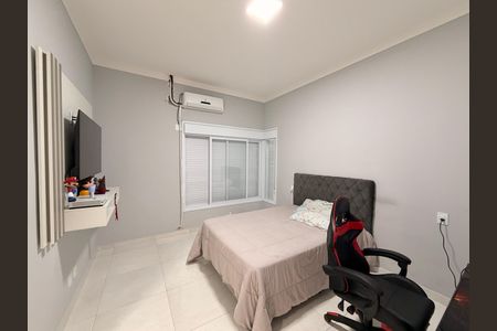 Casa de condomínio à venda com 450m², 4 quartos e 4 vagasSuíte 2