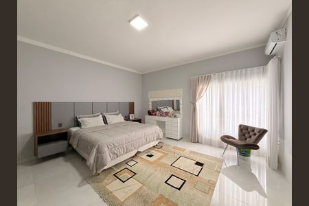 Casa de condomínio à venda com 450m², 4 quartos e 4 vagasSuíte 1