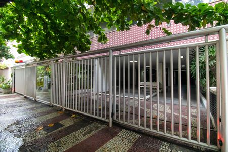 Apartamento para alugar com 98m², 2 quartos e 1 vagaFachada