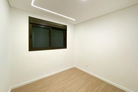 Apartamento à venda com 104m², 3 quartos e 3 vagas Apartamento à venda com 104m², 3 quartos e 3 vagasQuarto 2