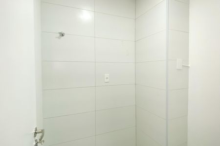 Apartamento à venda com 104m², 3 quartos e 3 vagas Apartamento à venda com 104m², 3 quartos e 3 vagasDespensa