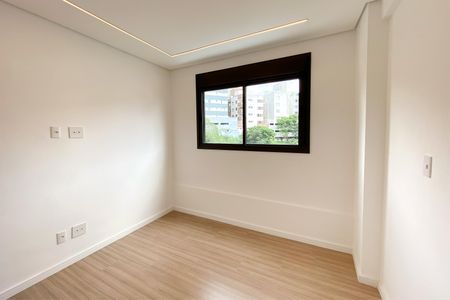 Apartamento à venda com 104m², 3 quartos e 3 vagas Apartamento à venda com 104m², 3 quartos e 3 vagasSuite 1