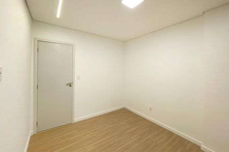 Apartamento à venda com 104m², 3 quartos e 3 vagas Apartamento à venda com 104m², 3 quartos e 3 vagasQuarto 3
